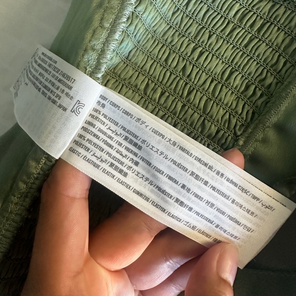 Abercrombie & Fitch Green Fitted Pleated Crop Tank Top - Picture 9 of 9